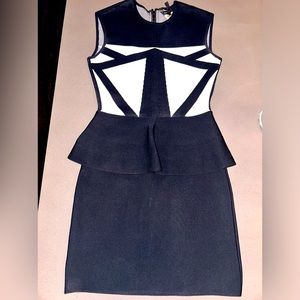 BCBG DRESS!! Nice fit!! Size XS